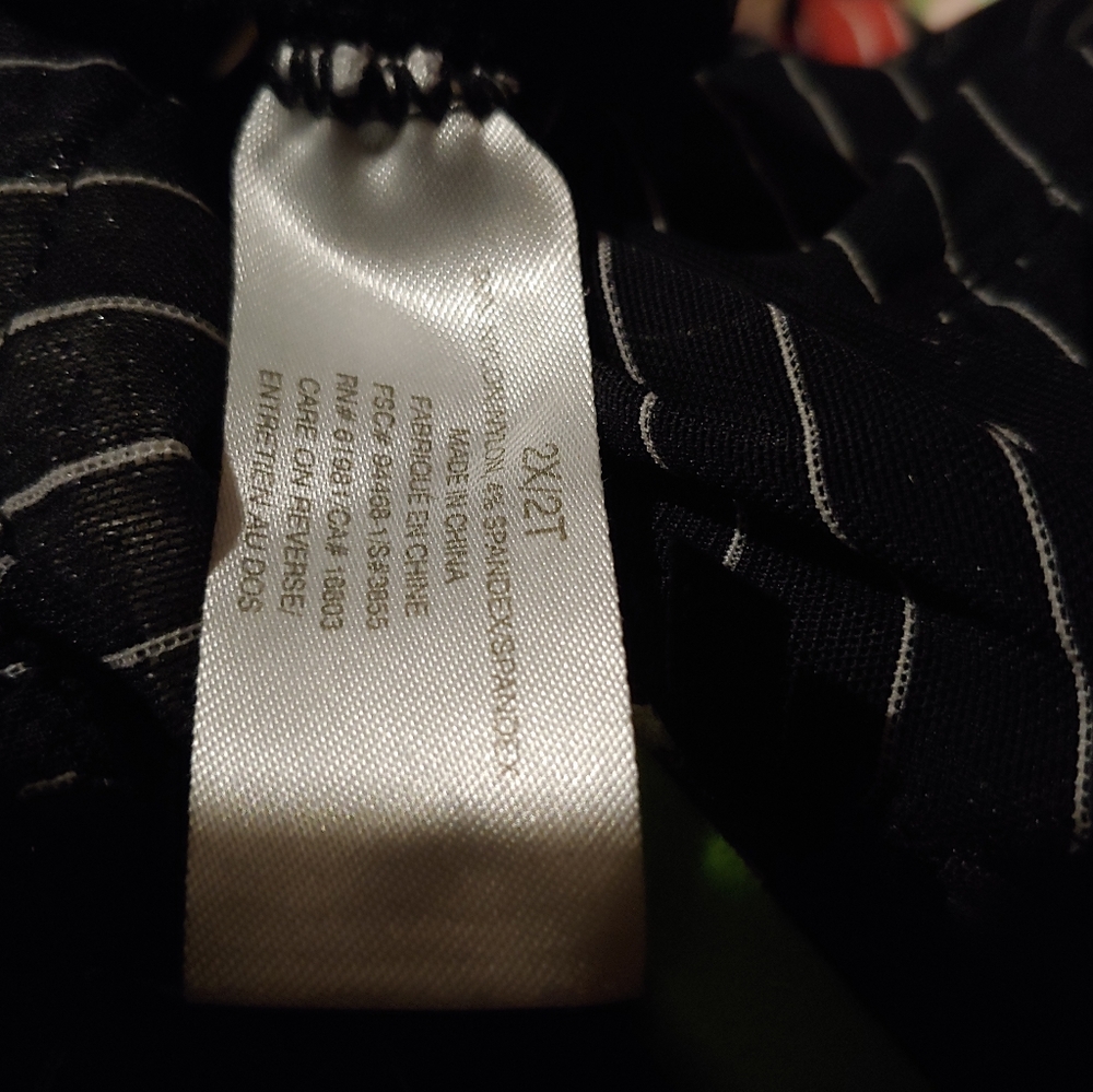 ❤VTG Striped Chemise Blk & Wht Pin Stripes - Picture 7 of 8